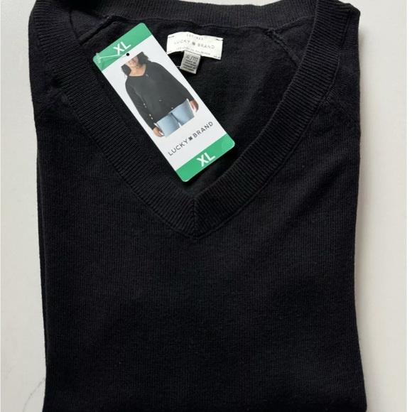 Lucky Brand Women's Black V-Neck Sweater, X-Large - Picture 4 of 9